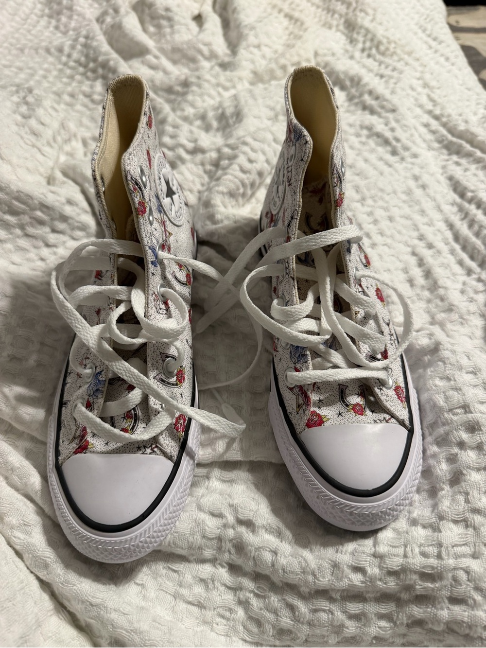 Converse White High-Top Sneakers with Red and Blue Floral Print